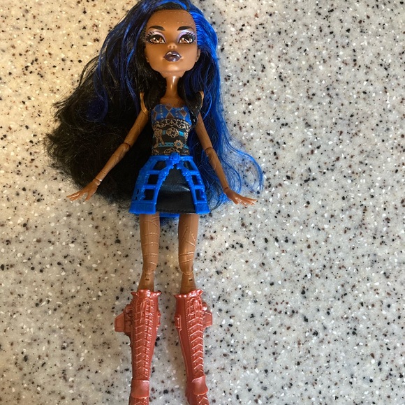 Monster High Robecca Steam - Picture 3 of 4